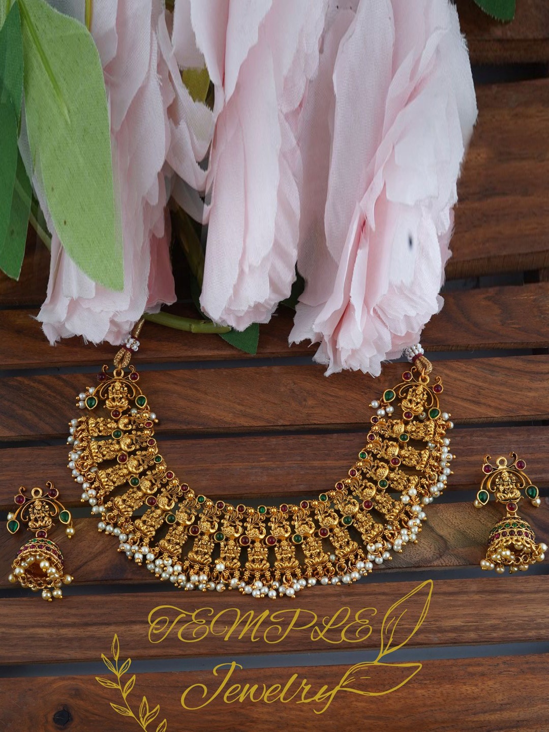 

MANSIYAORANGE Gold-Plated Temple Theme Maa Lakshmi Motif Choker Jewellery Set