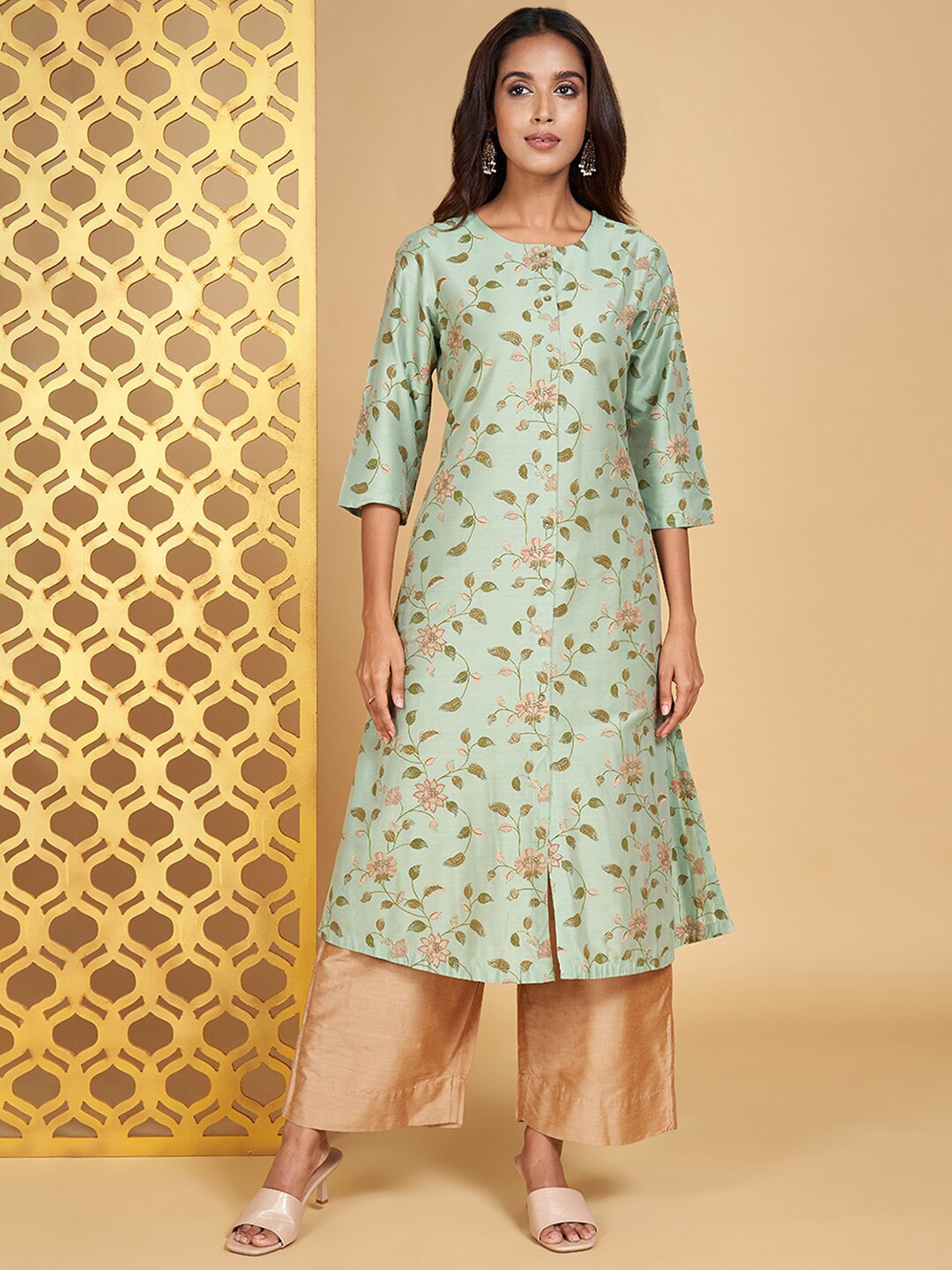 

RANGMANCH BY PANTALOONS Floral Printed Thread Work A-Line Kurta, Sea green