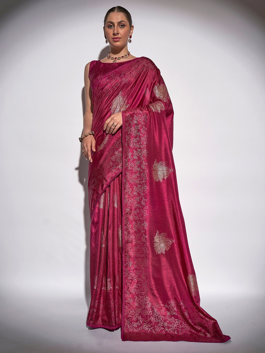 

Mitera Purple & Gold-Toned Ethnic Motifs Printed Pure Georgette Saree