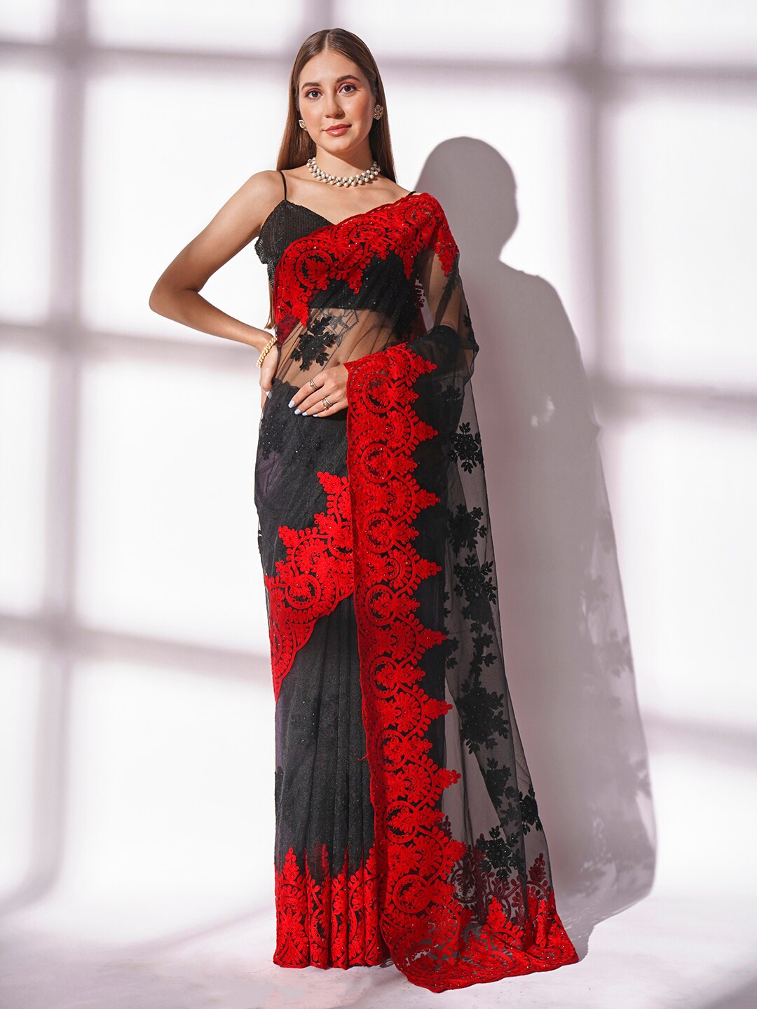 

Mitera Floral Embroidered Pure Georgette Saree, Black