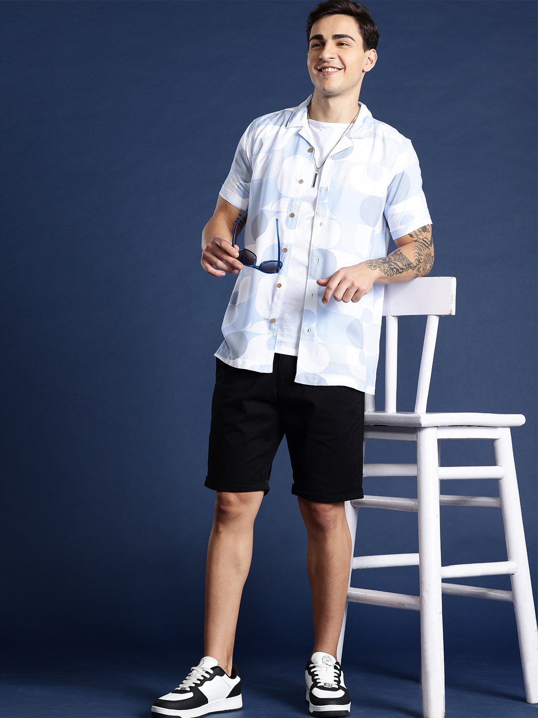 

Mast & Harbour Men Standard Opaque Printed Casual Shirt, Blue