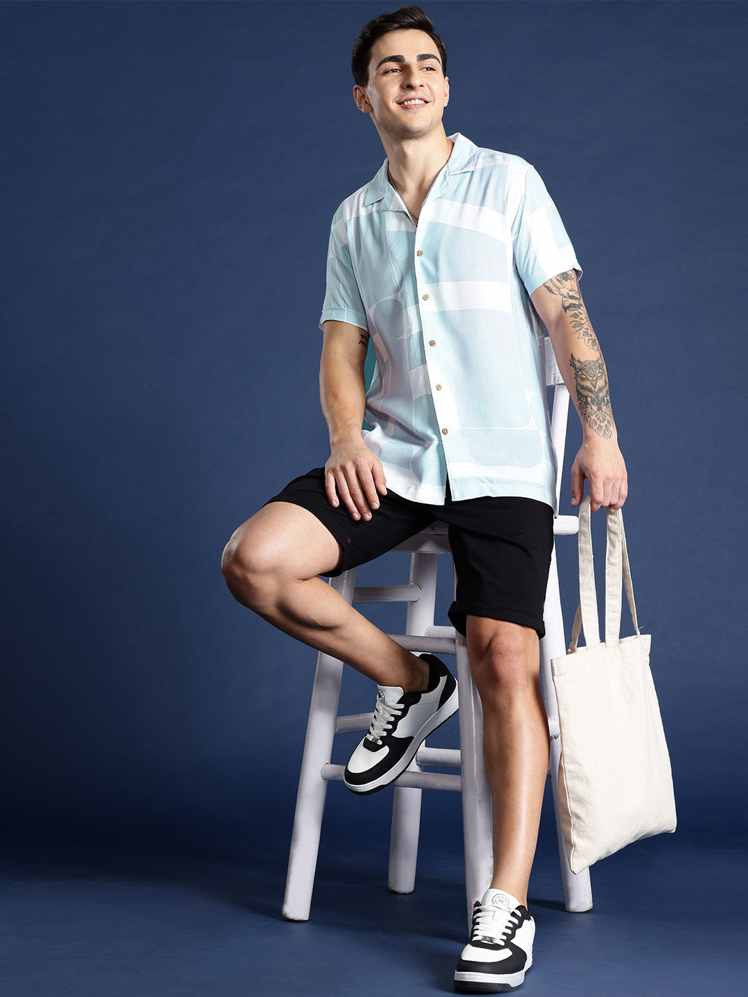

Mast & Harbour Men Standard Opaque Printed Casual Shirt, White