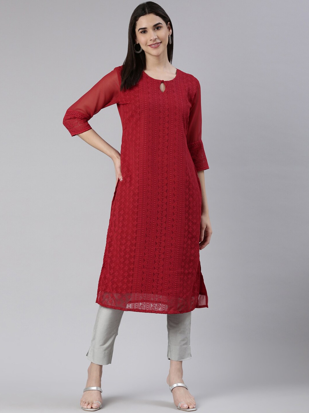 

BLACK SCISSOR Ethnic Motifs Embroidered Georgette Straight Kurta, Maroon
