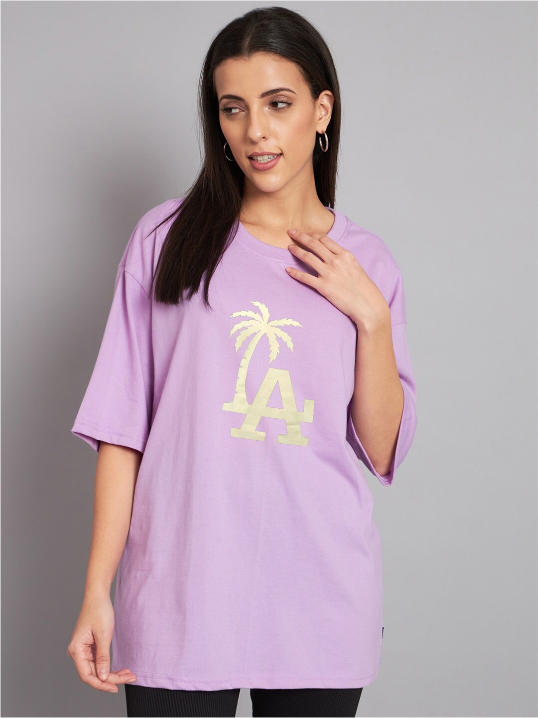 

Imsa Moda Oversized Graphic Print Round Neck Drop-Shoulder Sleeves Cotton T-Shirt, Lavender