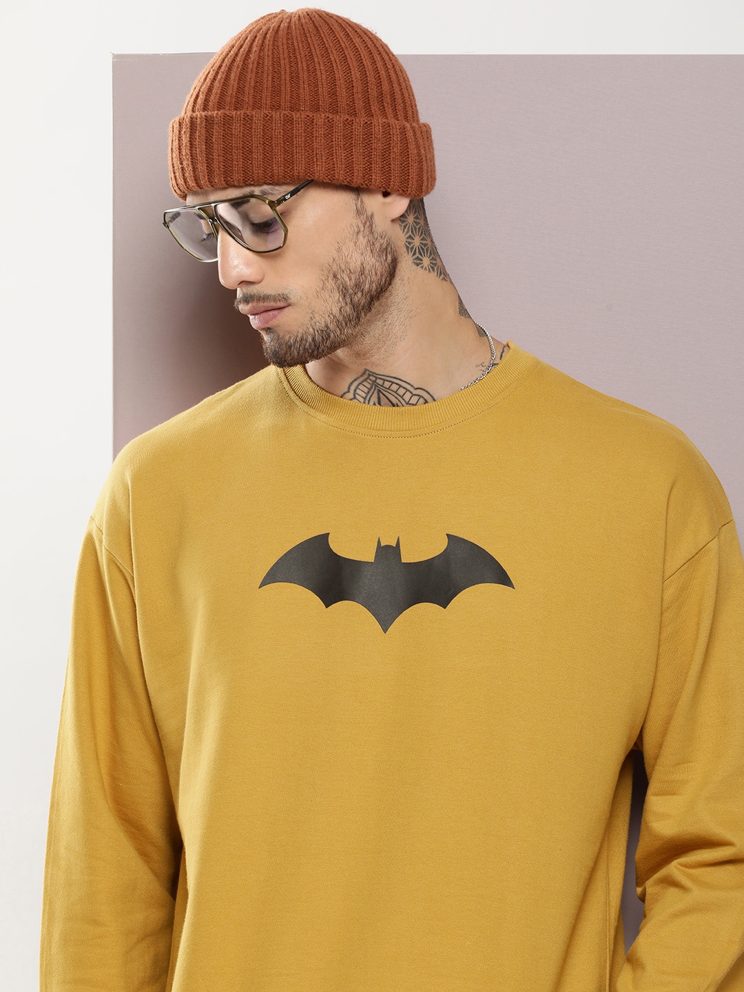 

Kook N Keech Men Batman Printed Pure Cotton Sweatshirt, Mustard
