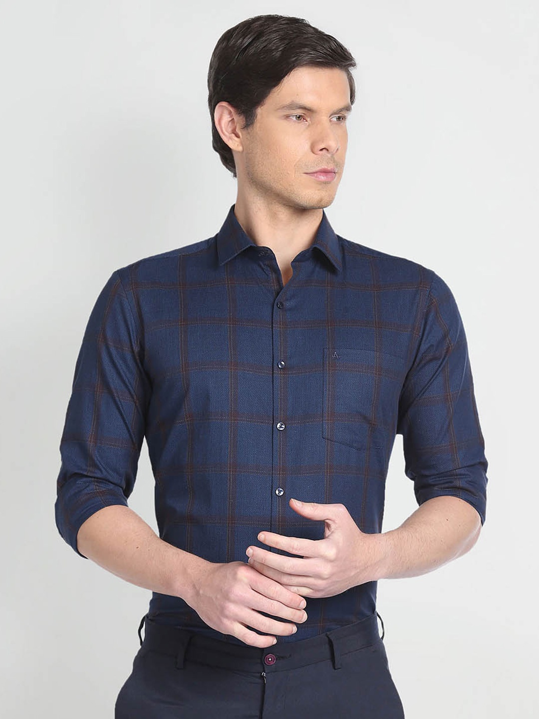 

Arrow Windowpane Checked Spread Collar Opaque Regular Fit Cotton Formal Shirt, Blue