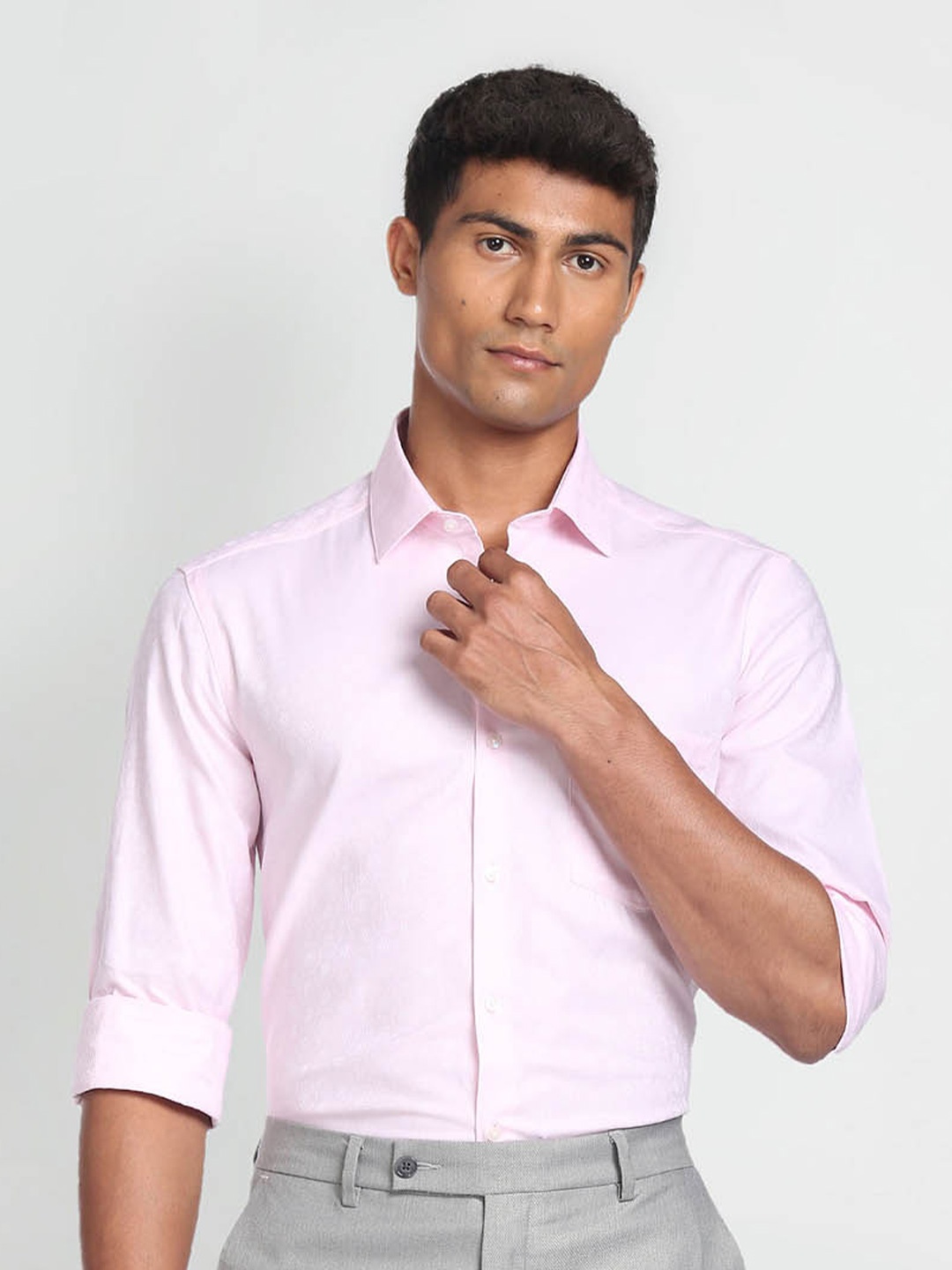 

Arrow Slim Fit Ethnic Motifs Self Design Cotton Formal Shirt, Pink