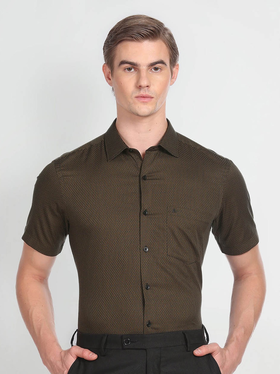 

Arrow Geometric Self Design Cotton Formal Shirt, Black