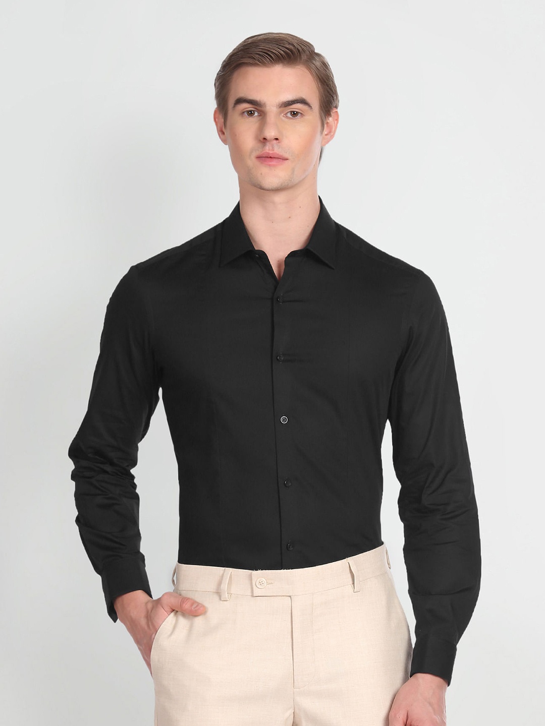 

Arrow Spread Collar Twill Pure Cotton Formal Shirt, Black