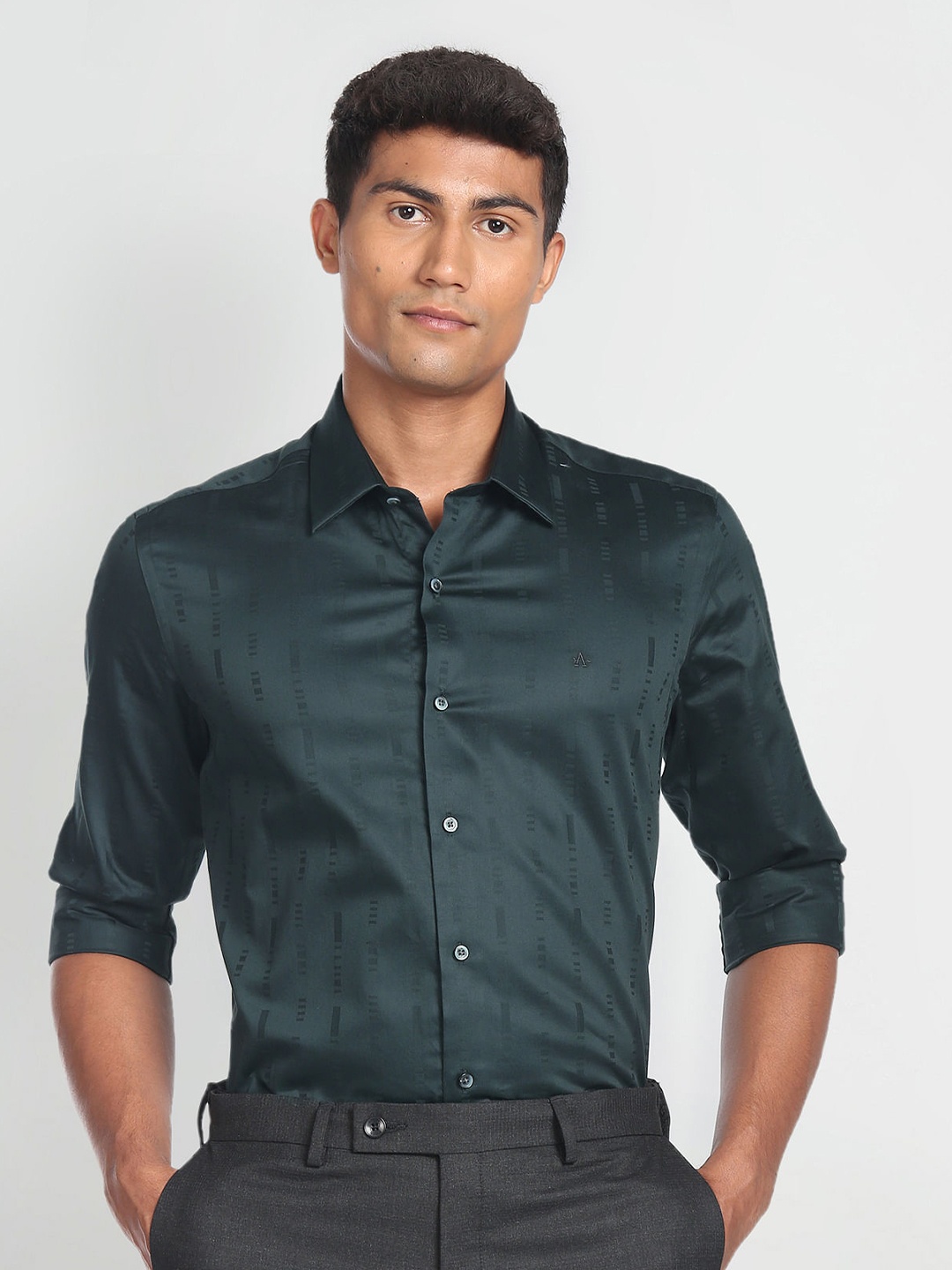 

Arrow New York Geometric Printed Slim Fit Formal Shirt, Green