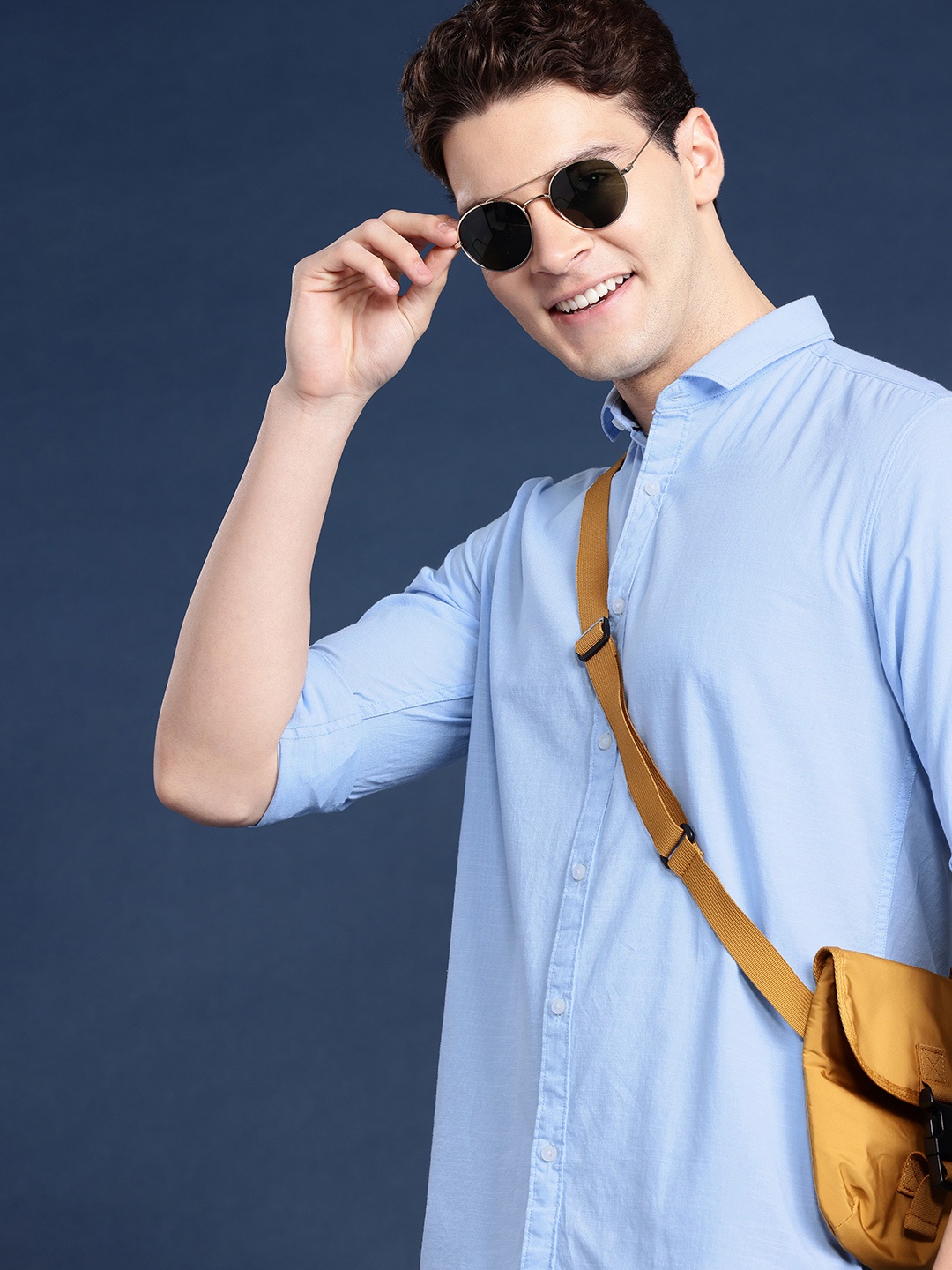 

Mast & Harbour Men Solid Opaque Cotton Casual Shirt, Turquoise blue