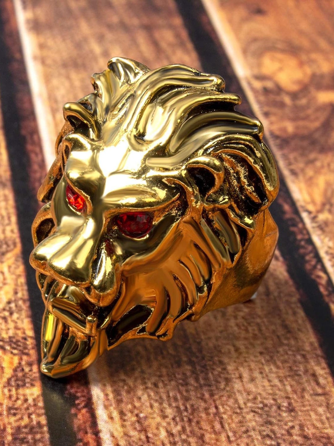 

VIEN Gold-Plated Studded Lion Head Shaped Adjustable Finger Ring