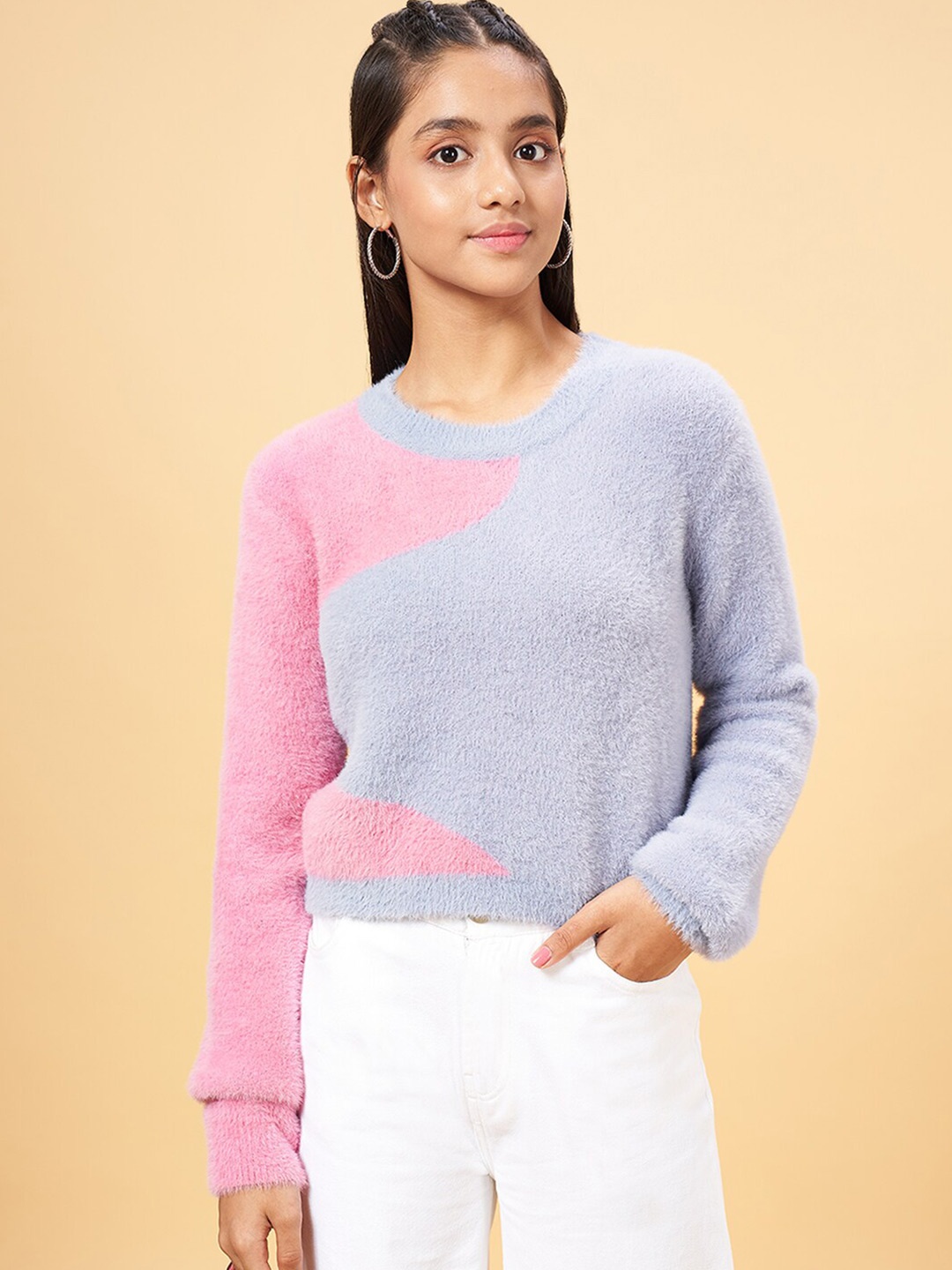 

Coolsters by Pantaloons Girls Self Design Cotton Pullover, Lavender