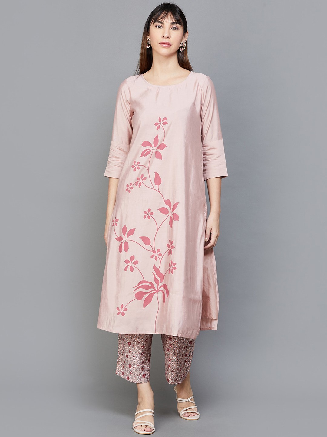 

Melange by Lifestyle Floral Printed Round Neck Straight Kurta With Palazzos, Pink