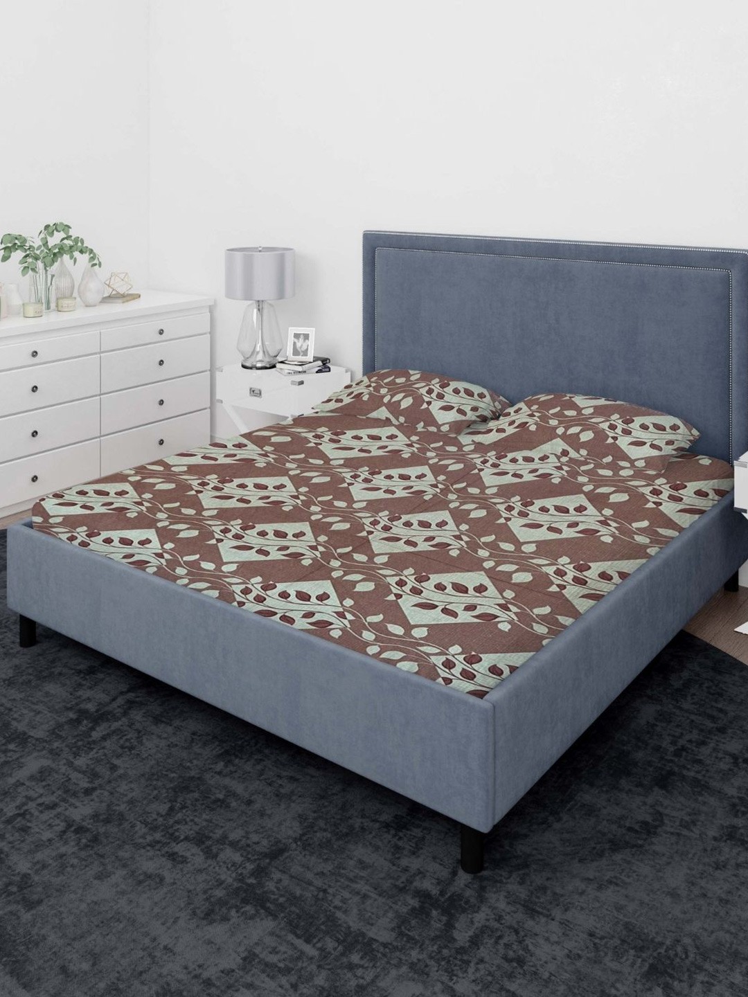 

Sleeping Owls- because your sleep matters Brown 140 TC Queen Bedsheet & 2 Pillow Covers