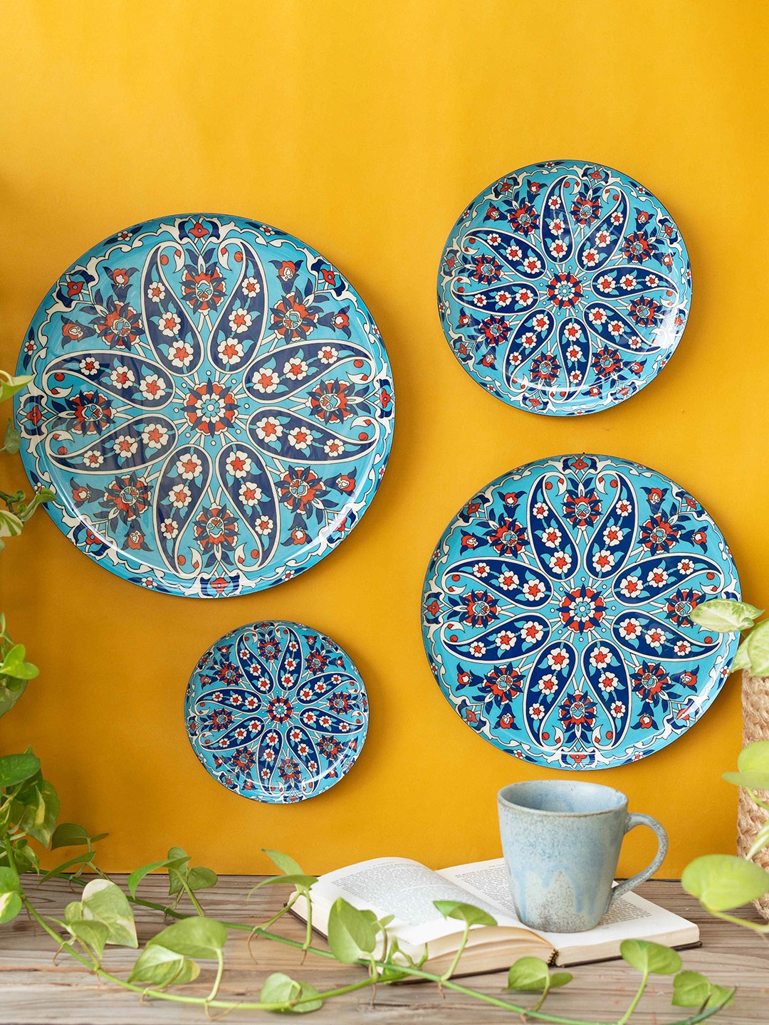 

Ritualistic Turquoise Blue & Red 4 Pieces Turkish Paisley Wall Plates