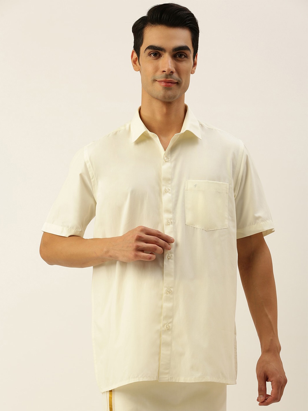 

Viveagham Comfort Spread Collar Cotton Casual Shirt, Cream