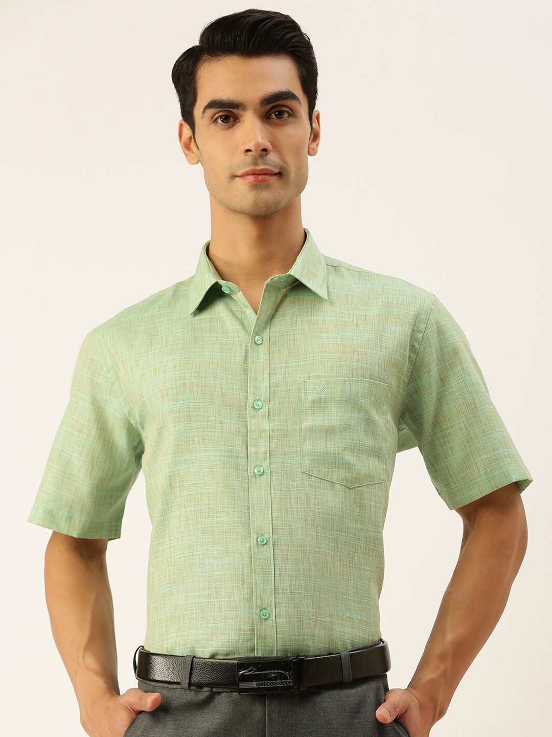 

Viveagham Smart Spread Collar Cotton Formal Shirt, Green