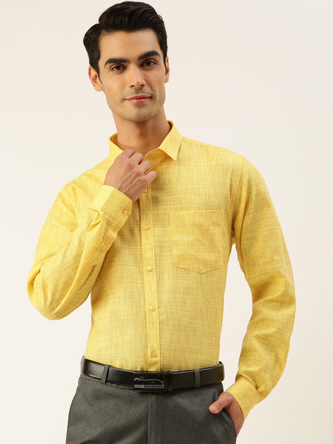 

Viveagham Smart Spread Collar Cotton Formal Shirt, Yellow