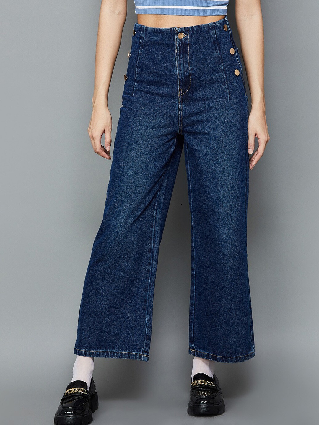 

Ginger by Lifestyle Women Flared High-Rise Clean Look Light Fade Jeans, Blue