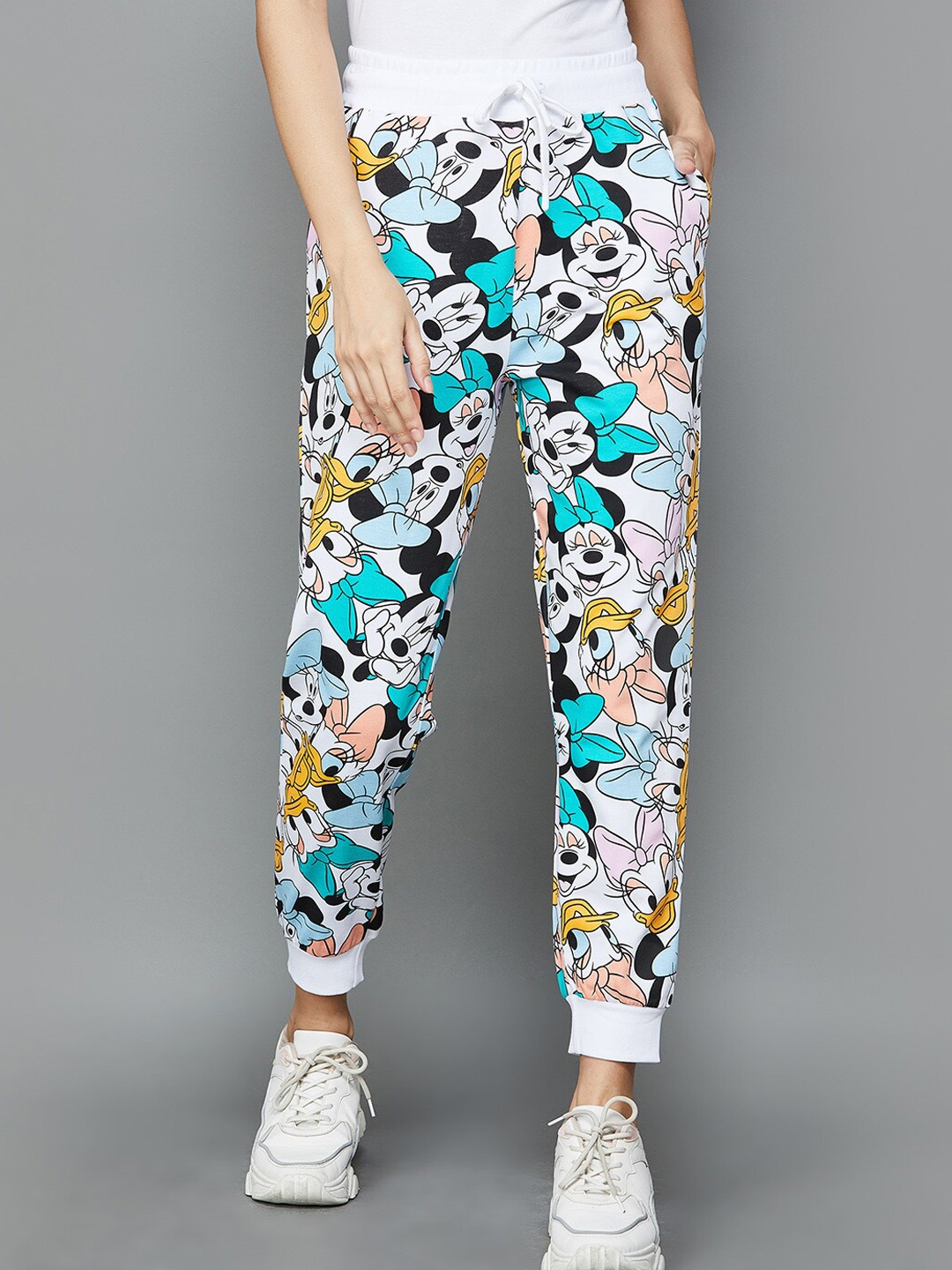 

Ginger by Lifestyle Women Mickey & Friends Printed Pure Cotton Trousers, Multi