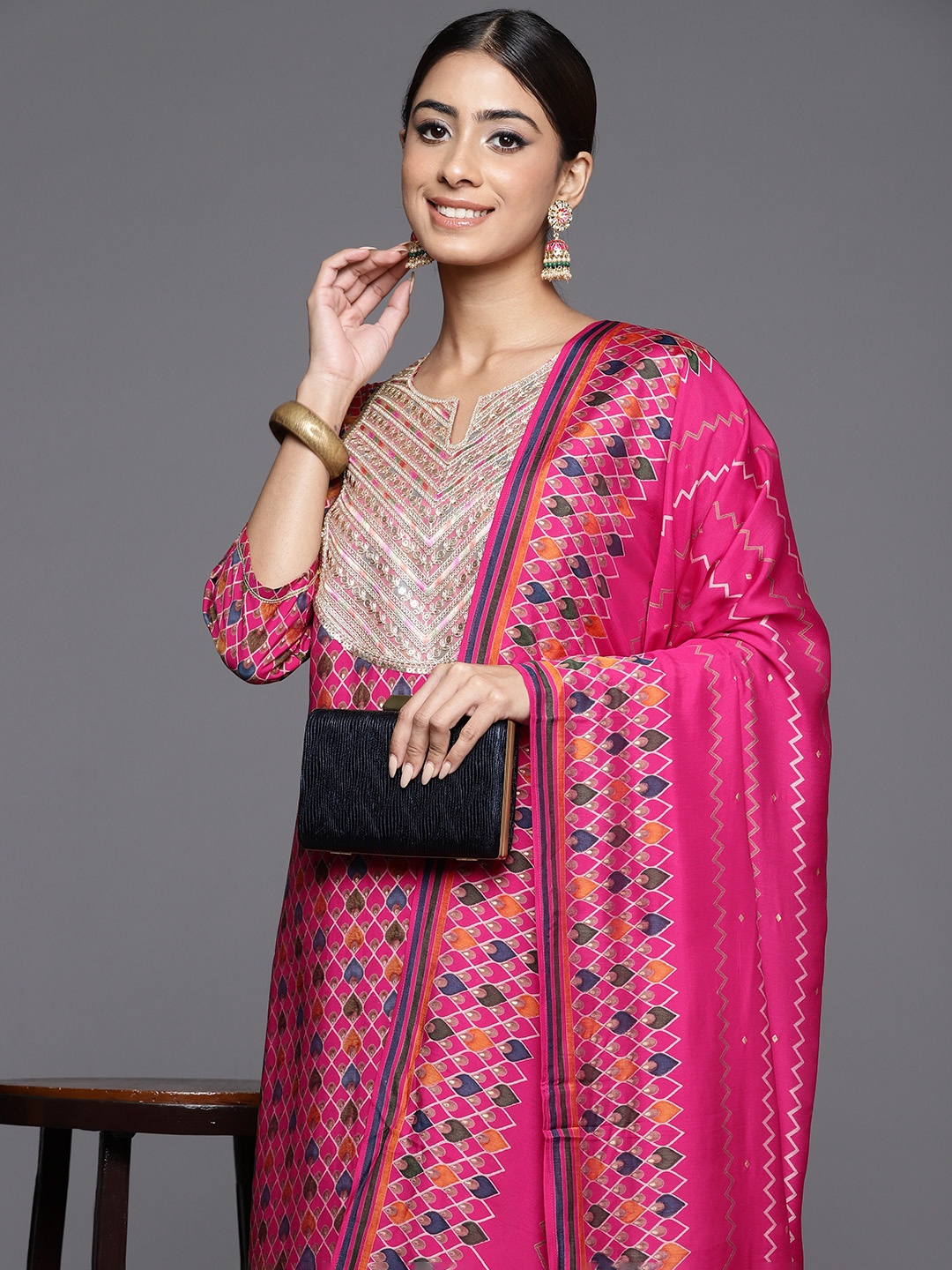 

Libas Women Ethnic Motifs Yoke Design Gotta Patti Kurta with Trousers & With Dupatta, Pink