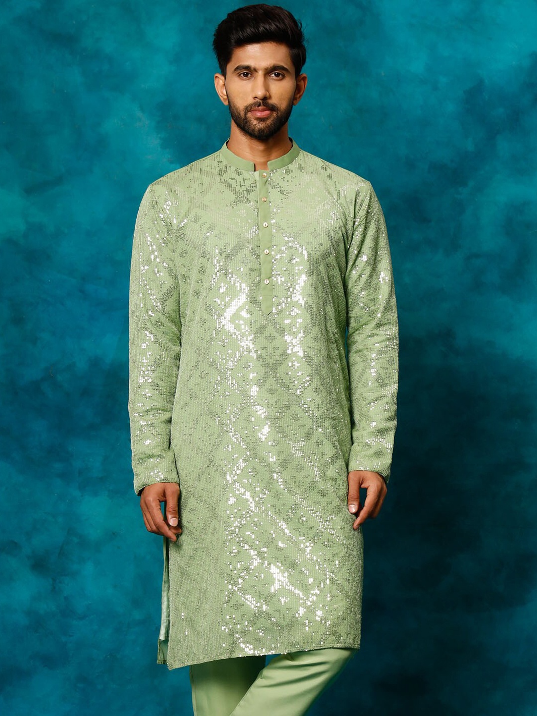 

VASTRAMAY Mandarin Collar Embellished Georgette Kurta, Green