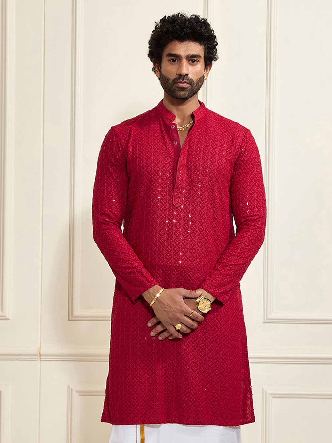 

VASTRAMAY Ethnic Motifs Embroidered Sequinned Kurta, Maroon