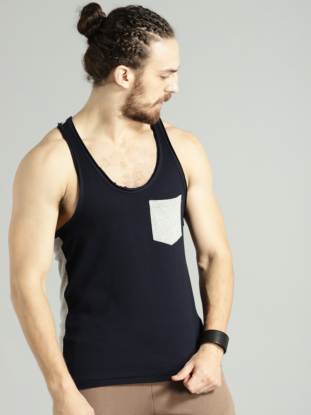 

Roadster Time Travlr Men Navy Blue Sleveless Pure Cotton T-shirt with Raw Edges