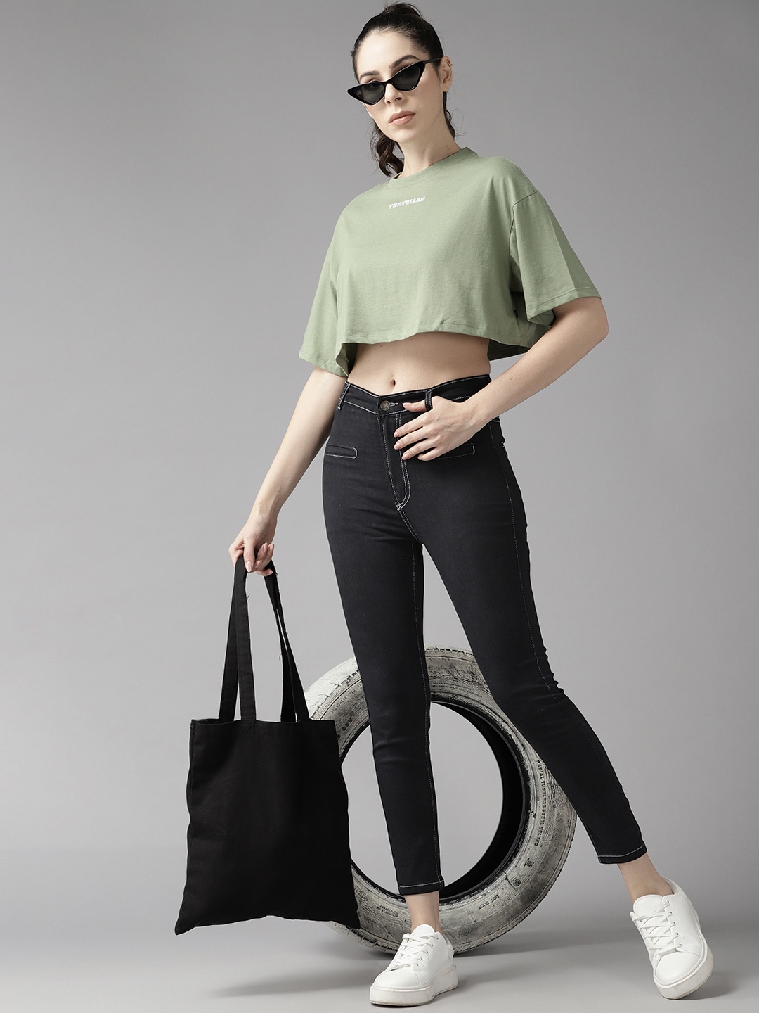 

Roadster Women Skinny Fit High-Rise Stretchable Jeans, Black