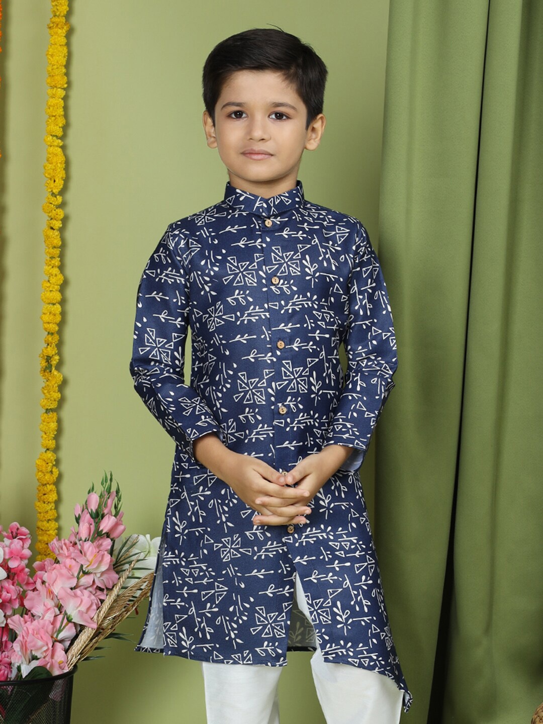 

TABARD Boys Ethnic Motif Printed Mandarin Collar Cotton Straight Kurta, Blue
