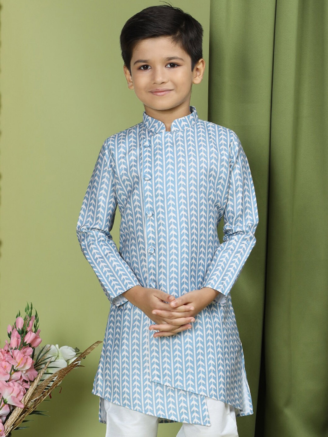 

TABARD Boys Ethnic Motifs Printed Mandarin Collar Angrakha Asymmetric Cotton Kurta, Blue