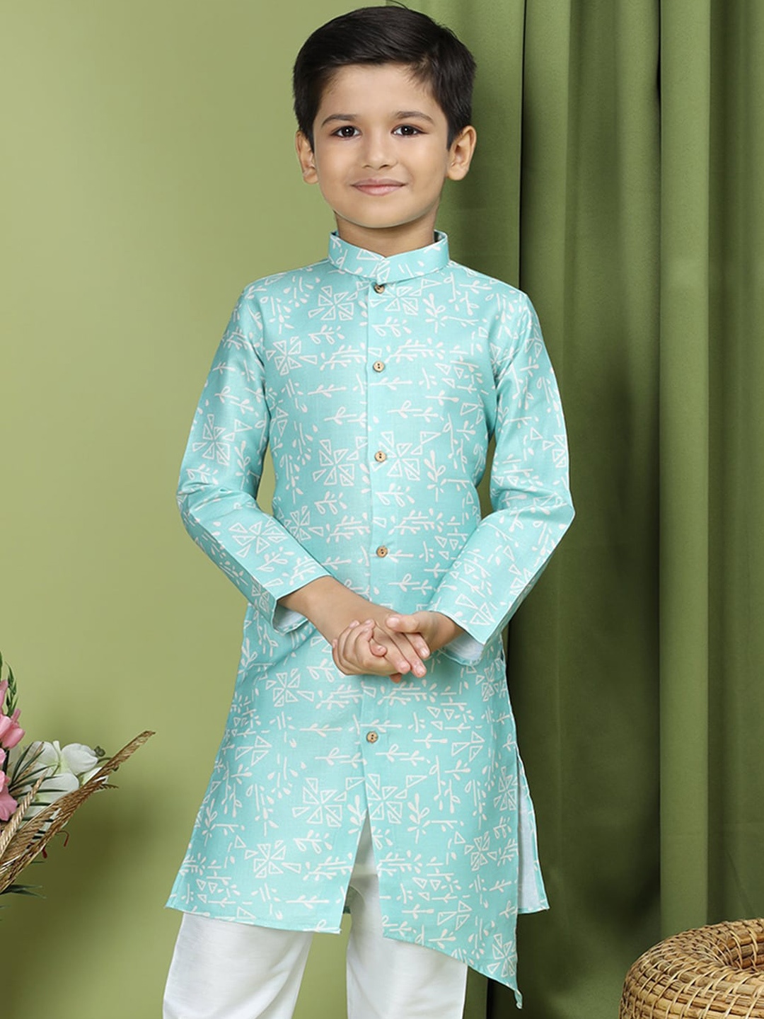 

TABARD Boys Ethnic Motifs Printed Mandarin Collar Asymmetric Cotton Kurta, Blue