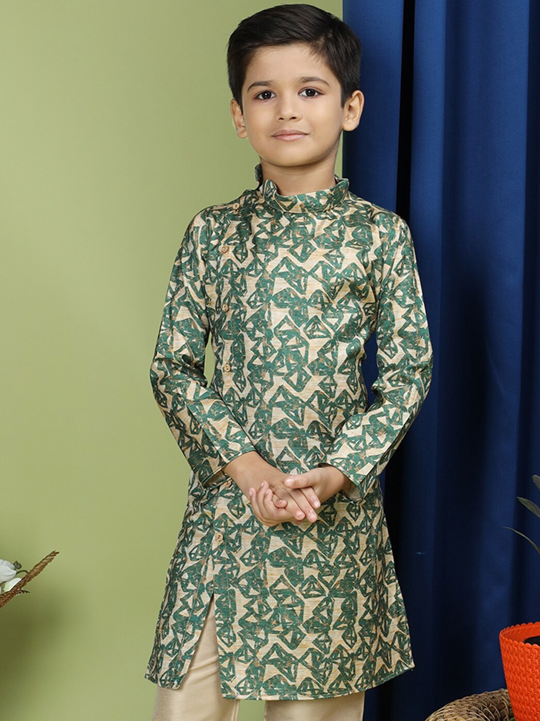 

TABARD Boys Printed Mandarin Collar Angrakha Cotton Kurta, Green