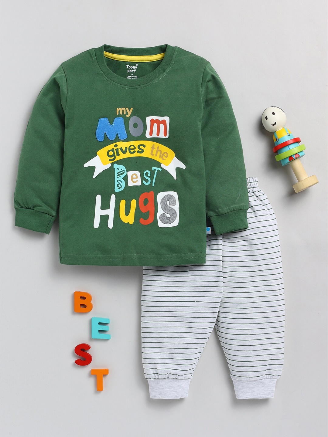 

Toonyport Kids Typography Printed Sweatshirt with Trousers, Green