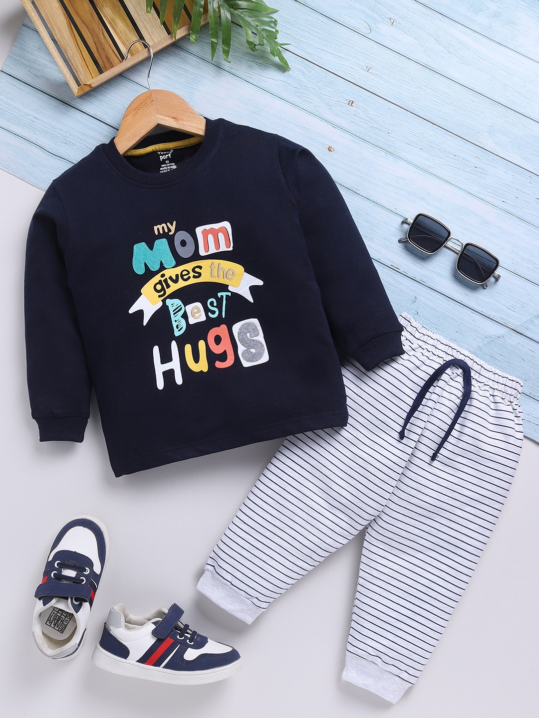 

Toonyport Kids Typography Printed Sweatshirt with Trousers, Navy blue