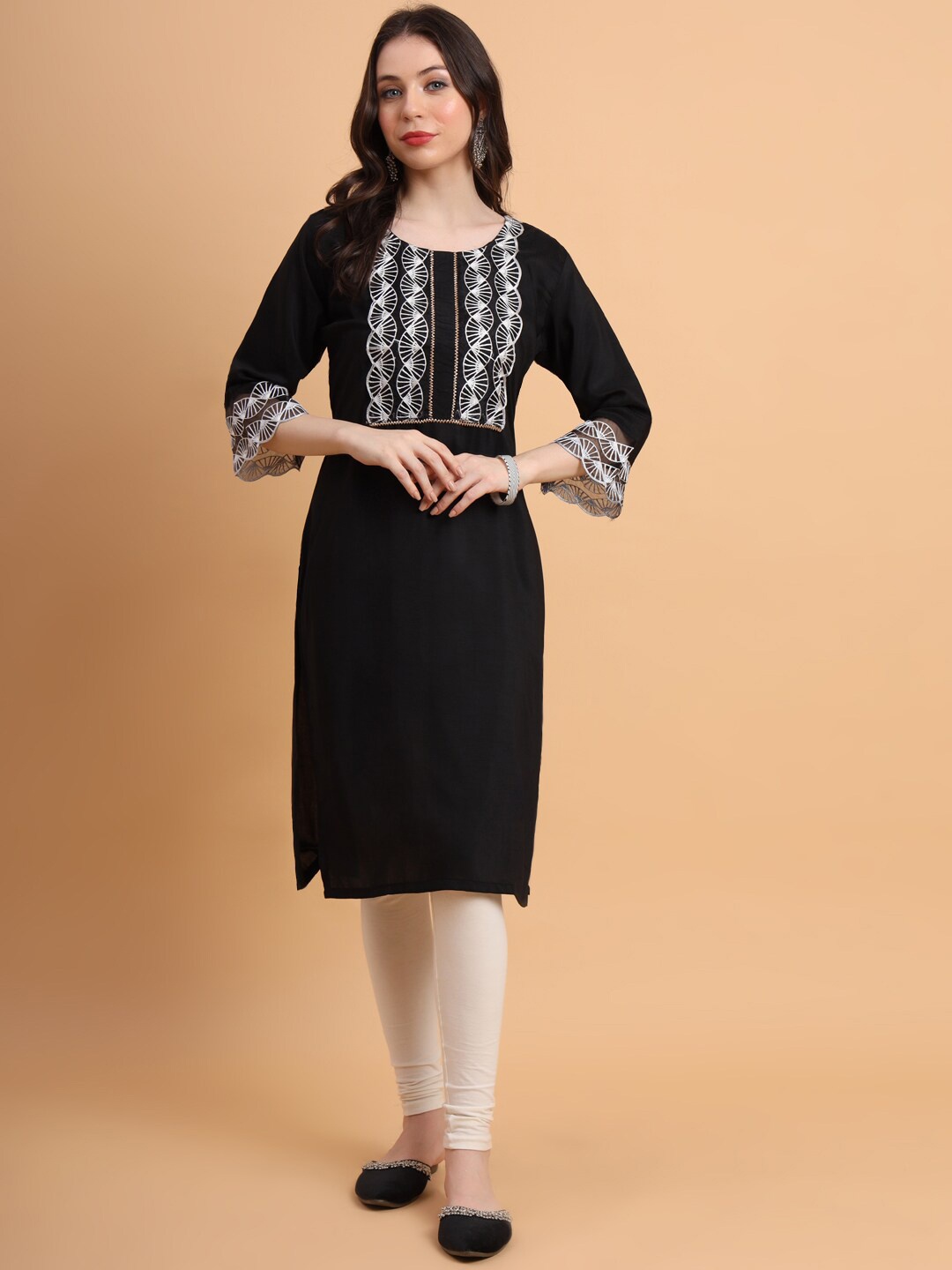

HERE&NOW Embroidered Flared Sleeves Kurta, Black