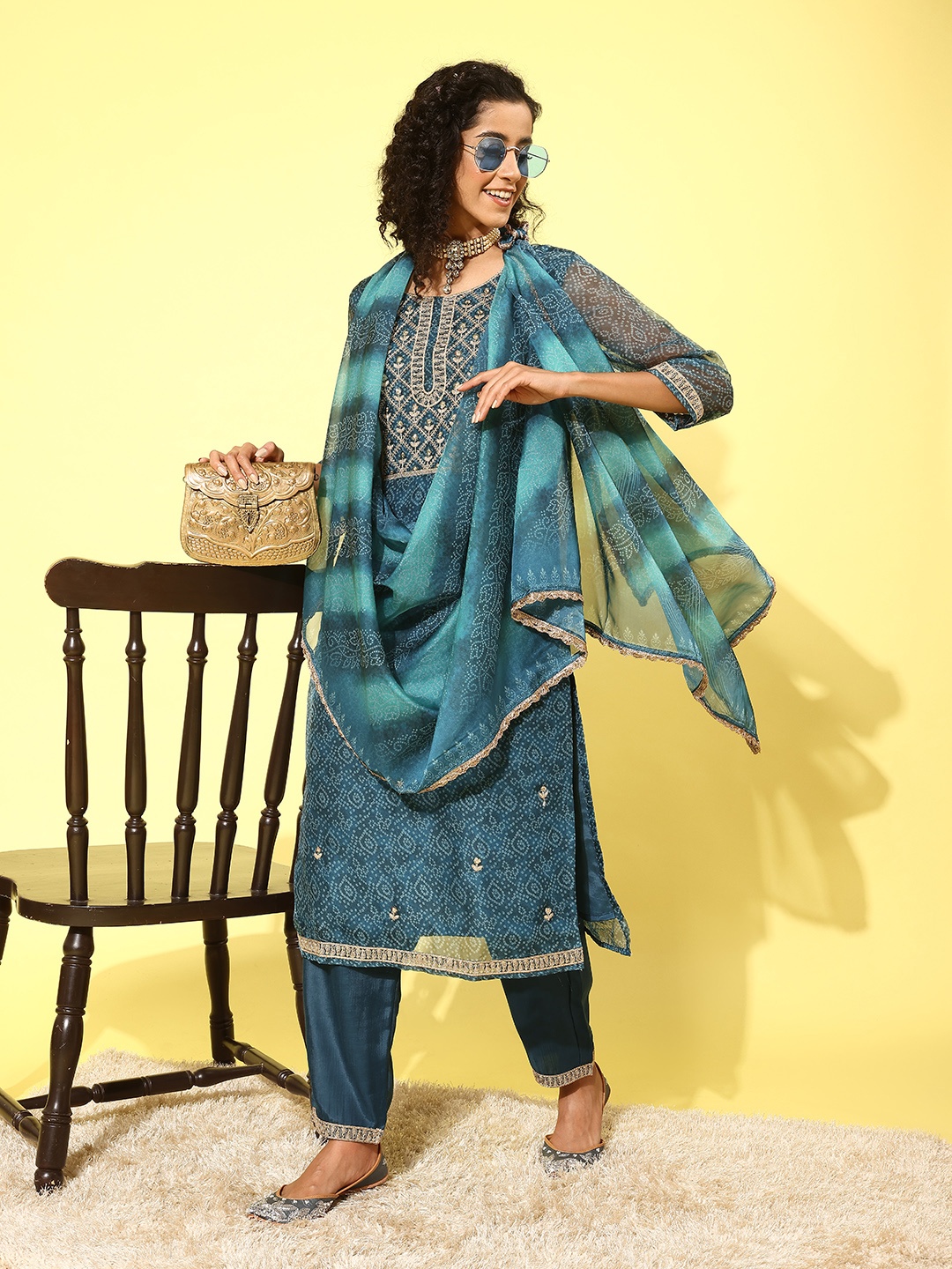 

Indo Era Women Floral Yoke Design Regular Sequinned Kurta with Trousers & With Dupatta, Teal