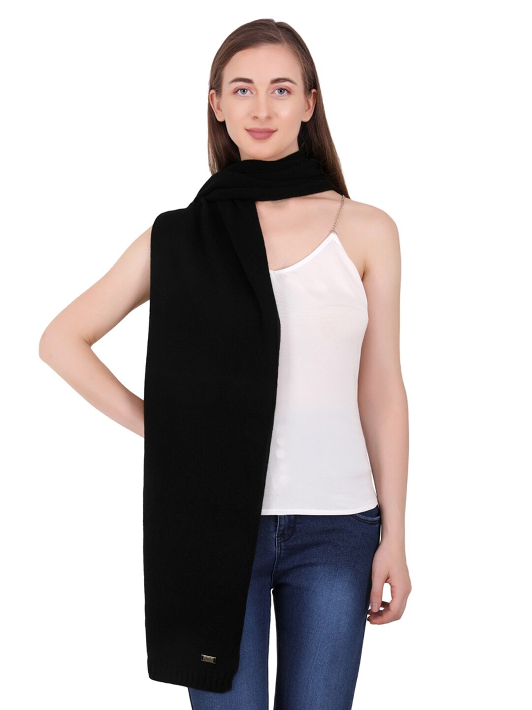 

Pluchi Women Wool Scarf, Black