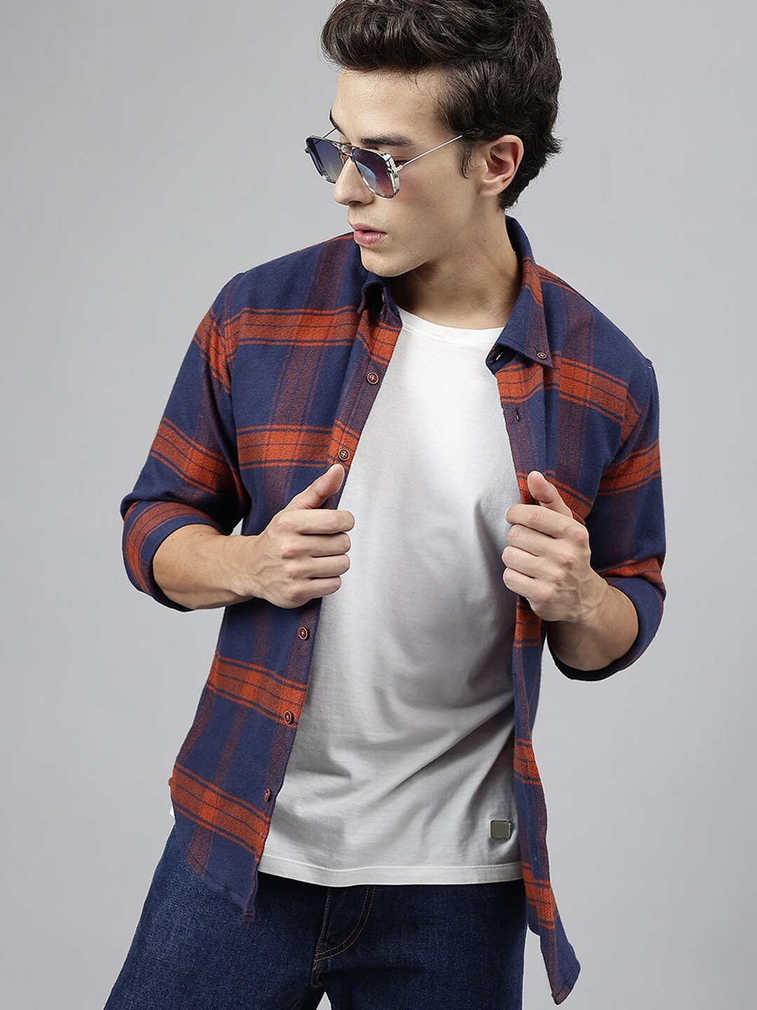 

Hancock Standard Slim Fit Checked Twill Weave Pure Cotton Casual Shirt, Navy blue