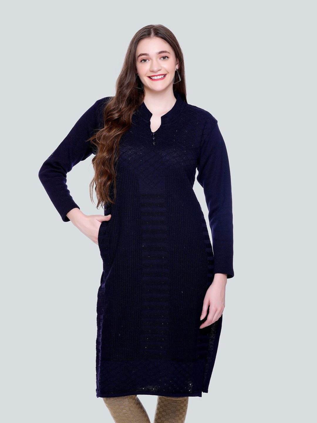 

TYSORT Geometric Embroidered Mandarin Collar Straight Kurta, Navy blue