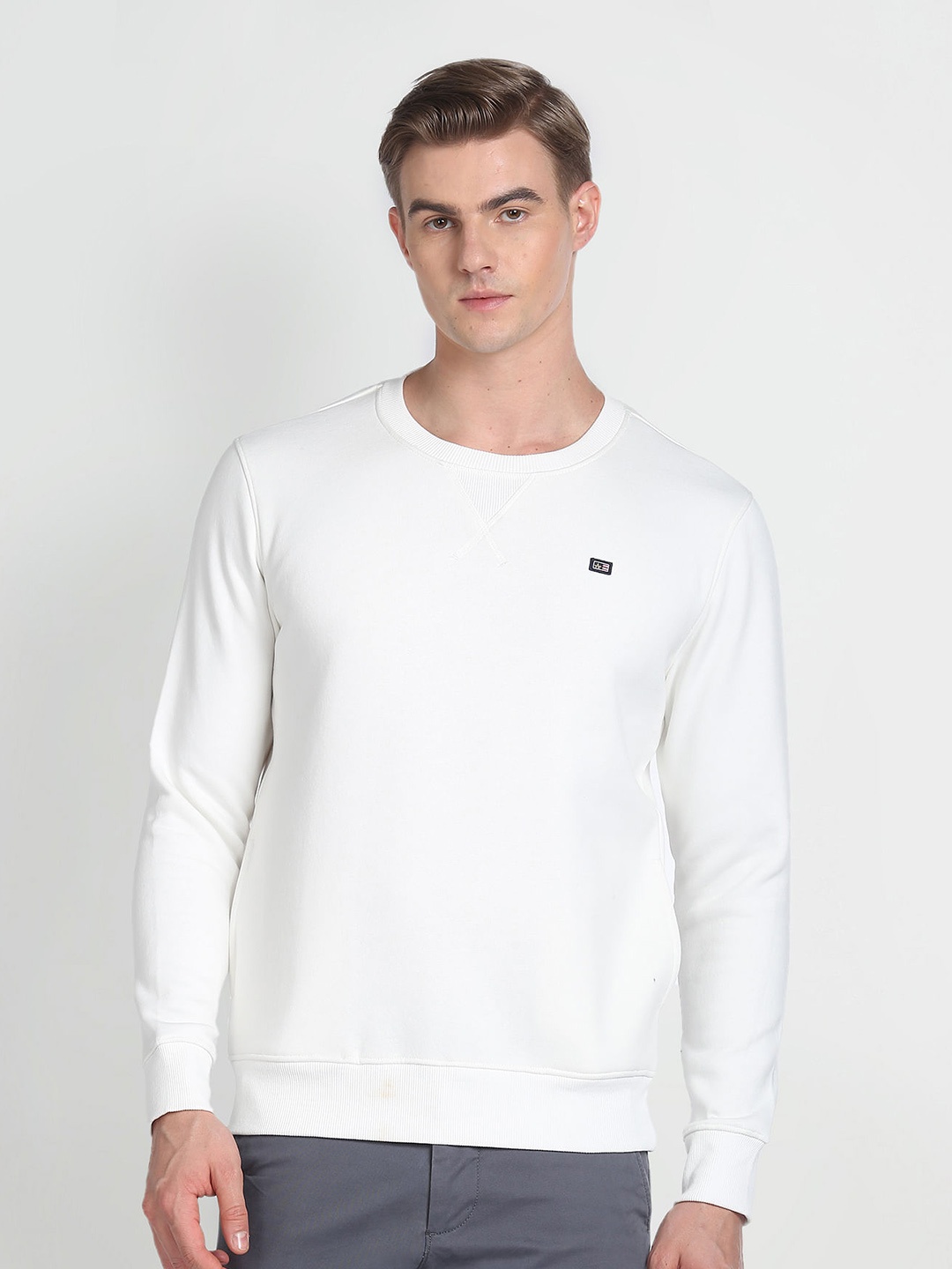 

Arrow Sport Crew Neck Pullover Sweatshirt, White