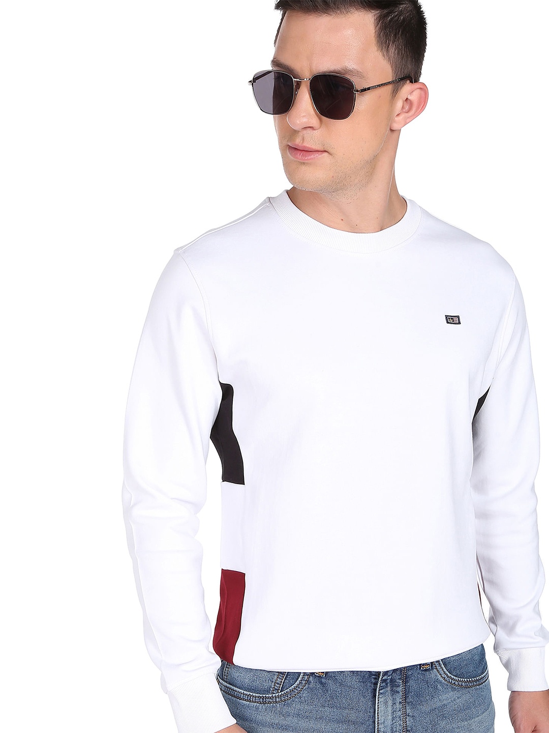 

Arrow Sport Colourblocked Crew Neck Pullover Sweatshirt, White