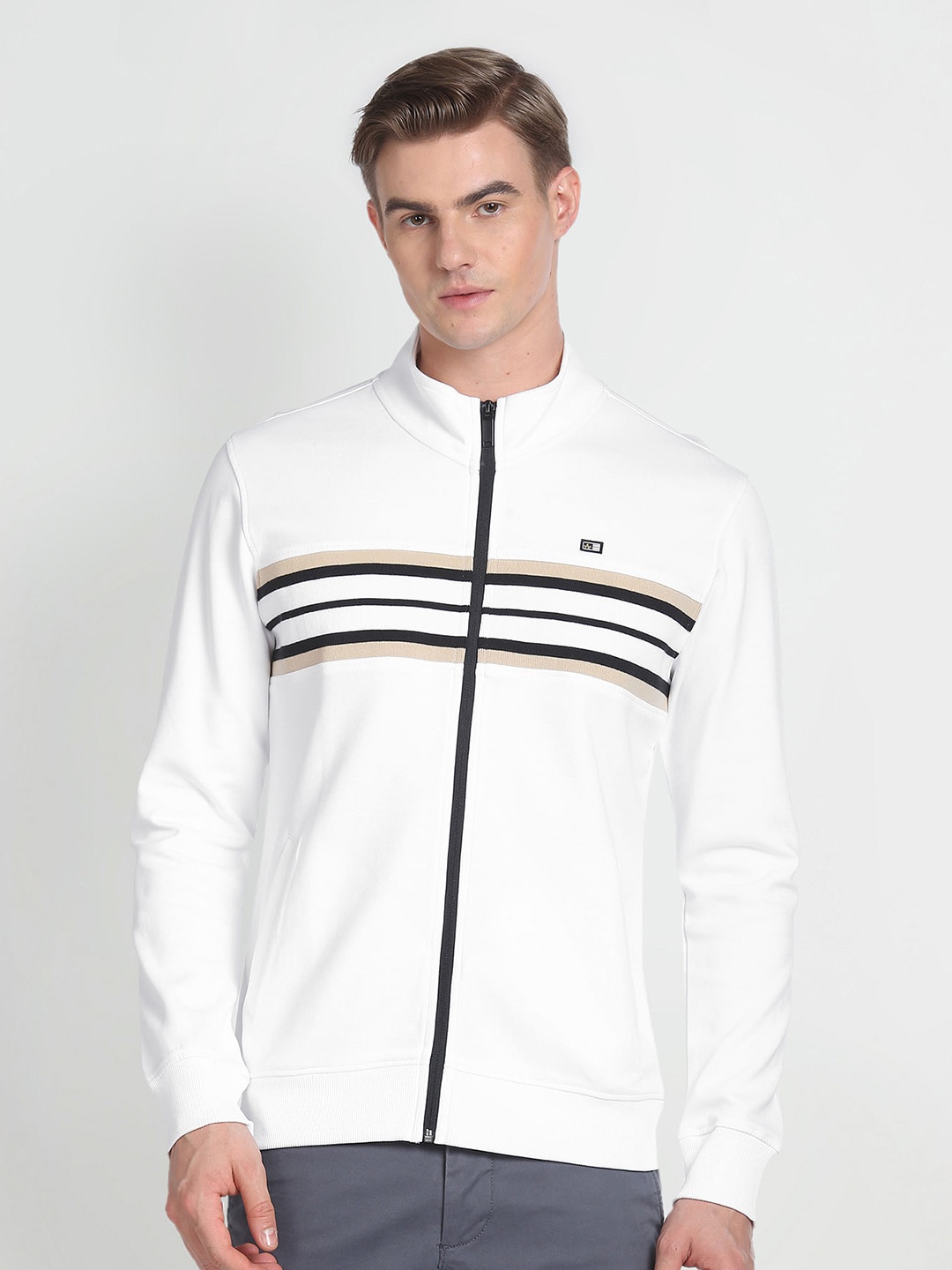 

Arrow Sport Men Mock Collar Front Open Sweaters, White