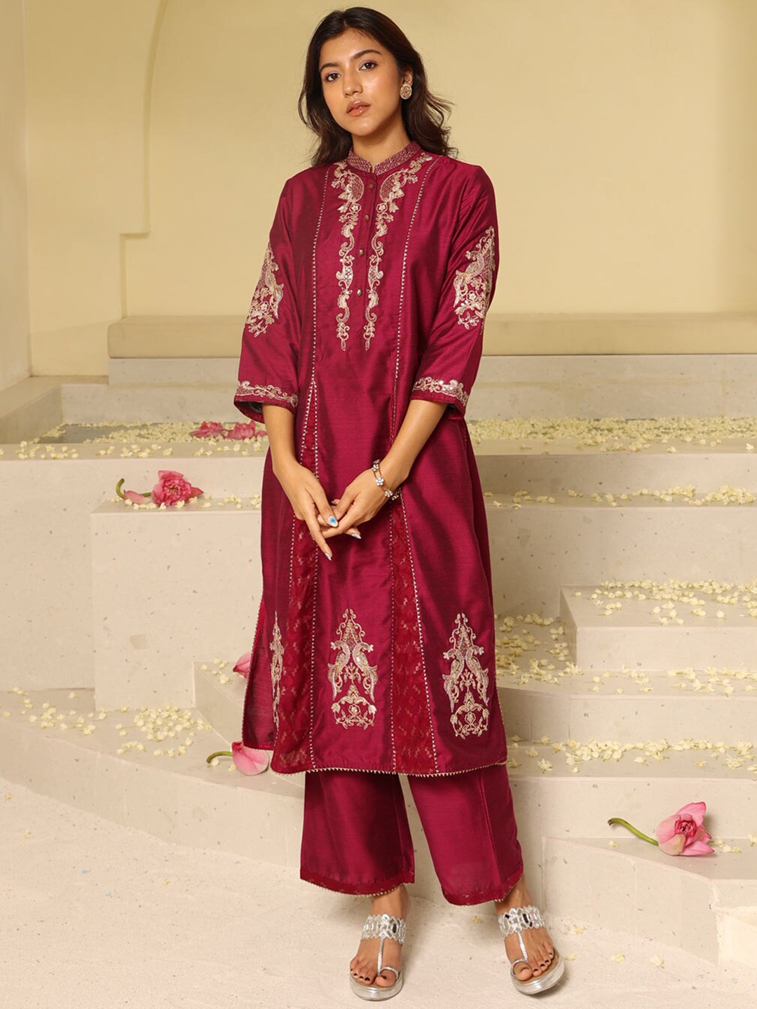 

Lakshita Ethnic Motifs Embroidered Mandarin Collar Thread Work Kurta With Trousers, Fuchsia