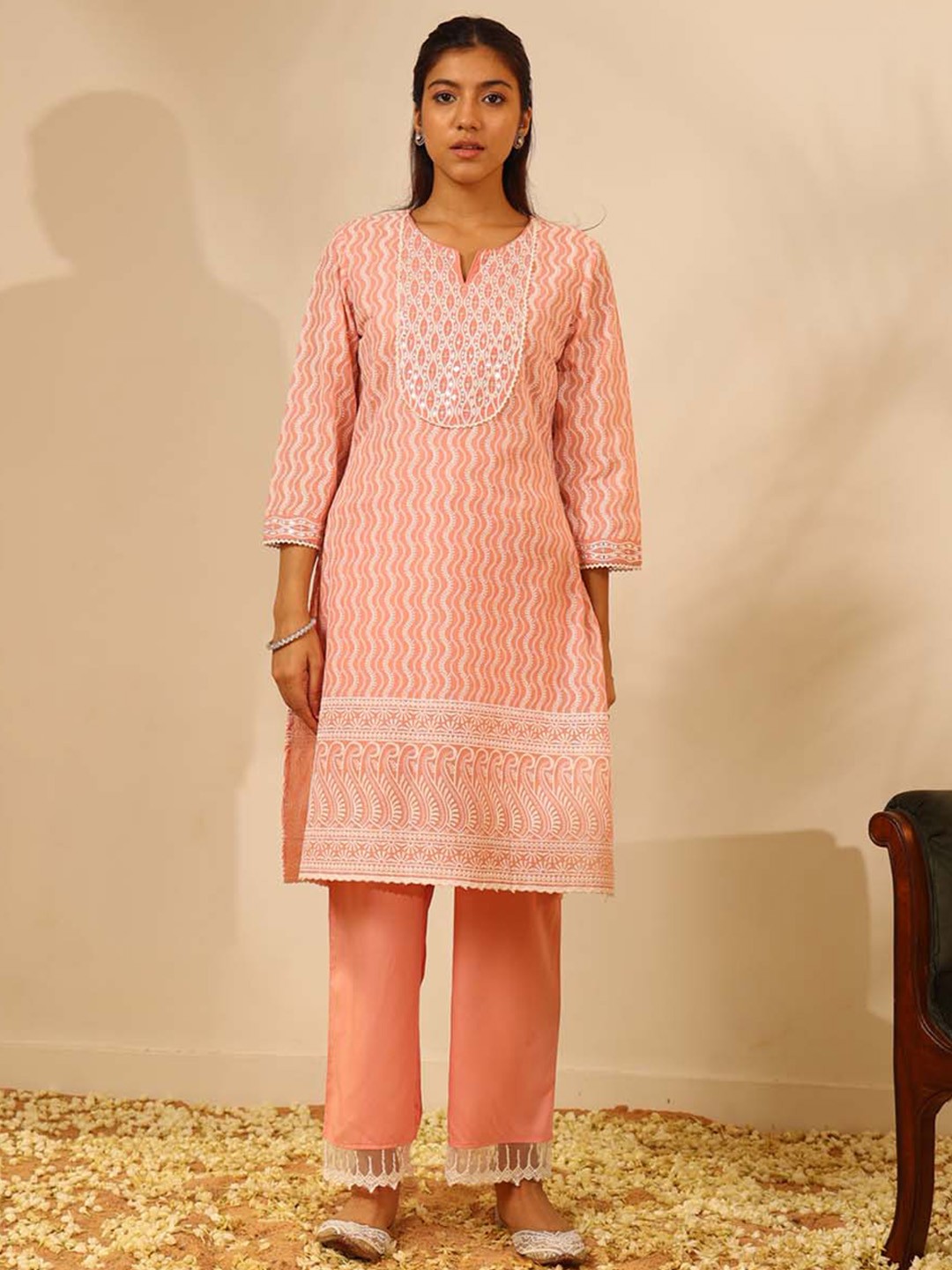 

Lakshita Floral Embroidered Sequinned Kurta With Trousers, Pink