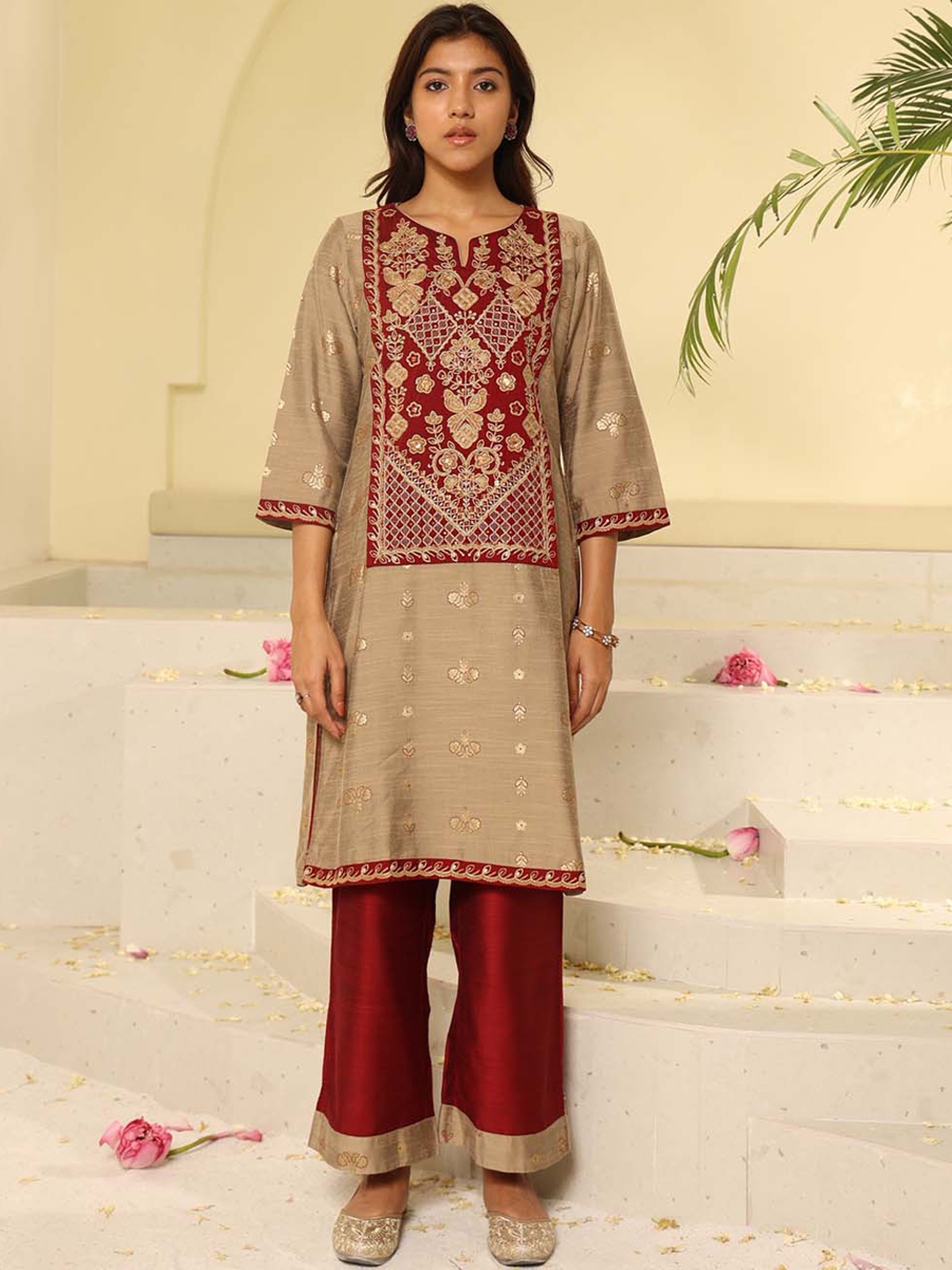 

Lakshita Floral Embroidered Thread Work Kurta With Palazzos, Maroon