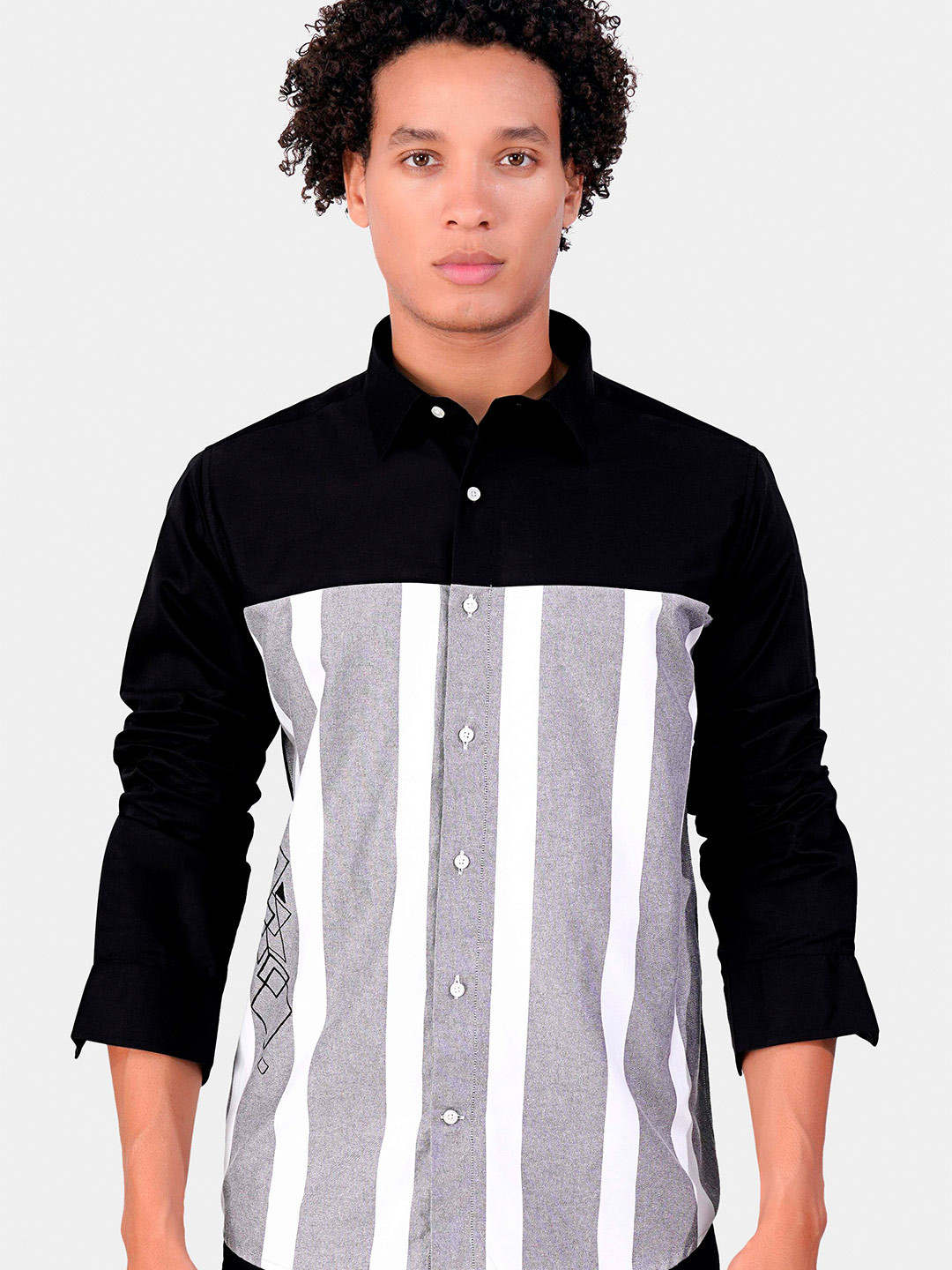 

FRENCH CROWN Colourblocked Standard Regular Fit Opaque Cotton Casual Shirt, Black