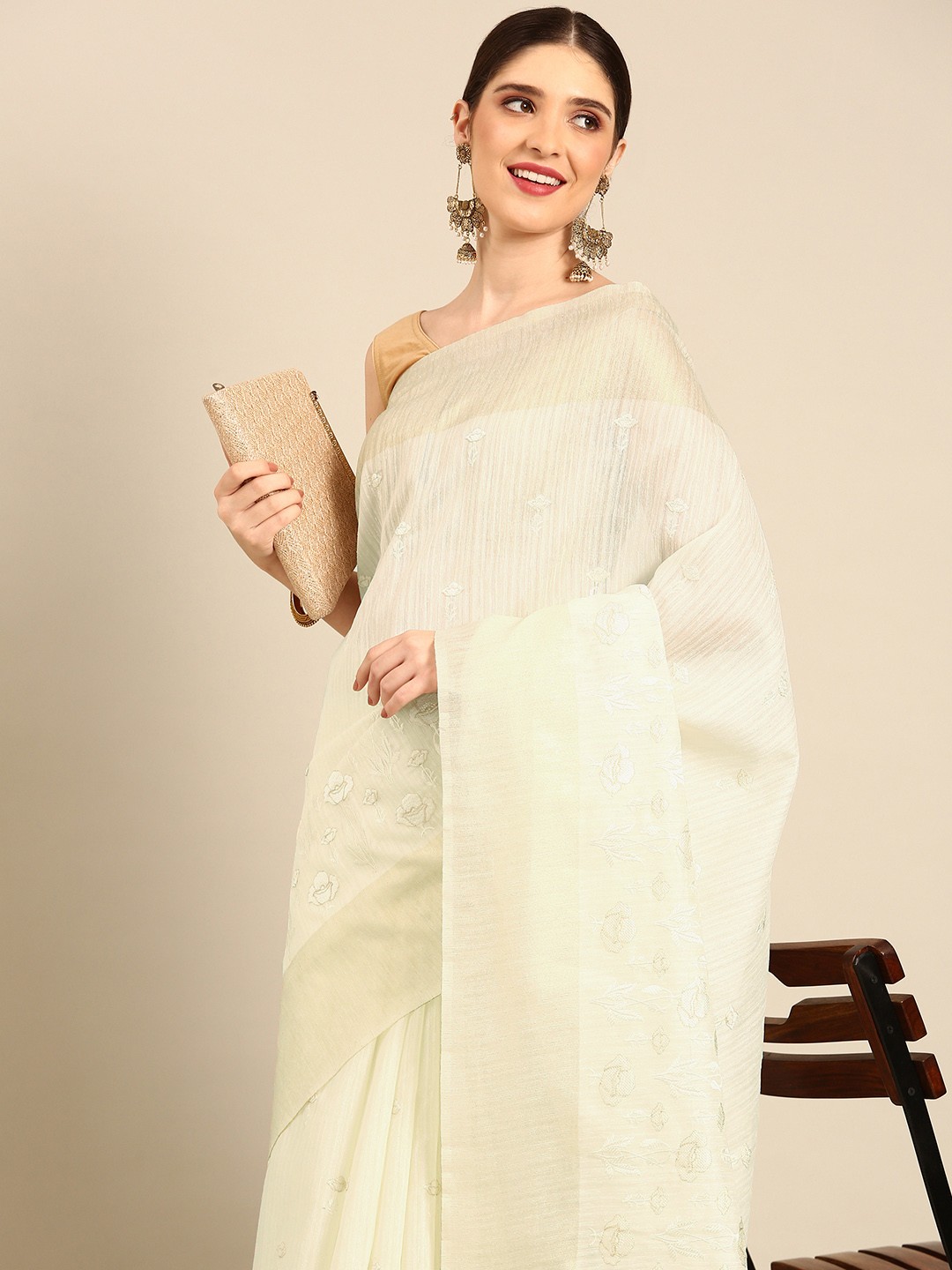 

Simaaya Floral Embroidered Silk Cotton Saree, Cream