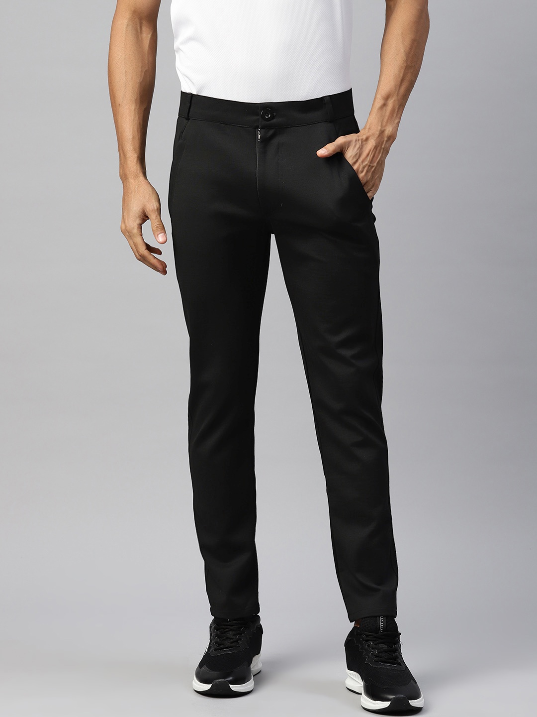 

TOM BURG Men Solid Mid-Rise Tapered Fit Chinos, Black